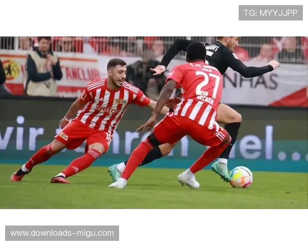 柏林联合vs法兰克福：不胜怪圈对决，主队稍占优势